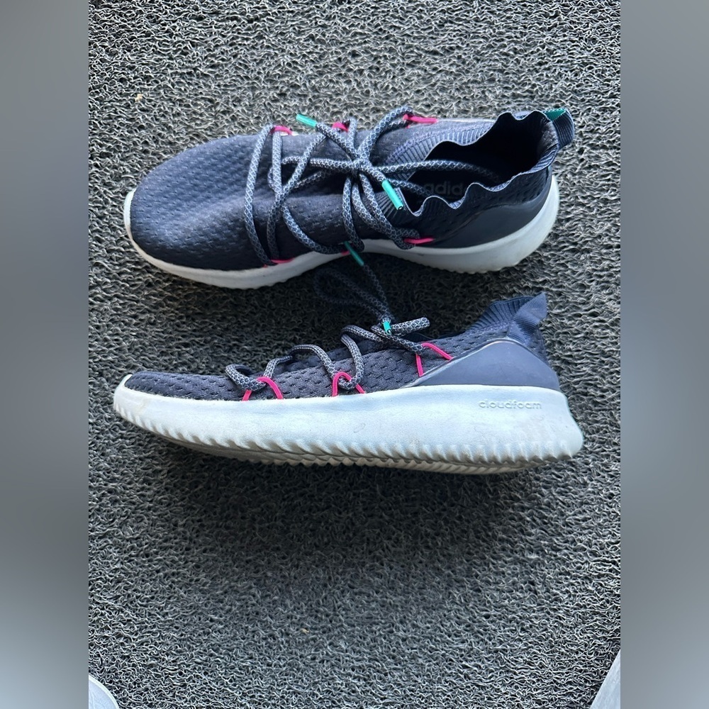 Adidas Women’s Ultimamotion Blue Size 8 Sneakers